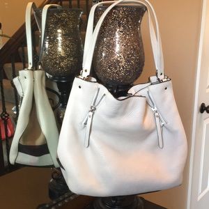 💯 Authentic BURBERRY